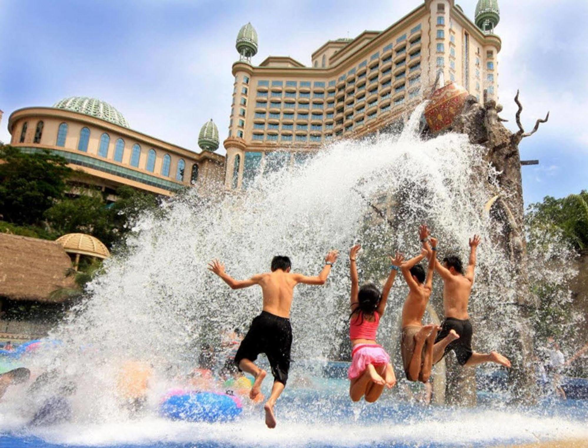 The Villas At Sunway Resort Hotel Kampong Penaga  Exteriör bild